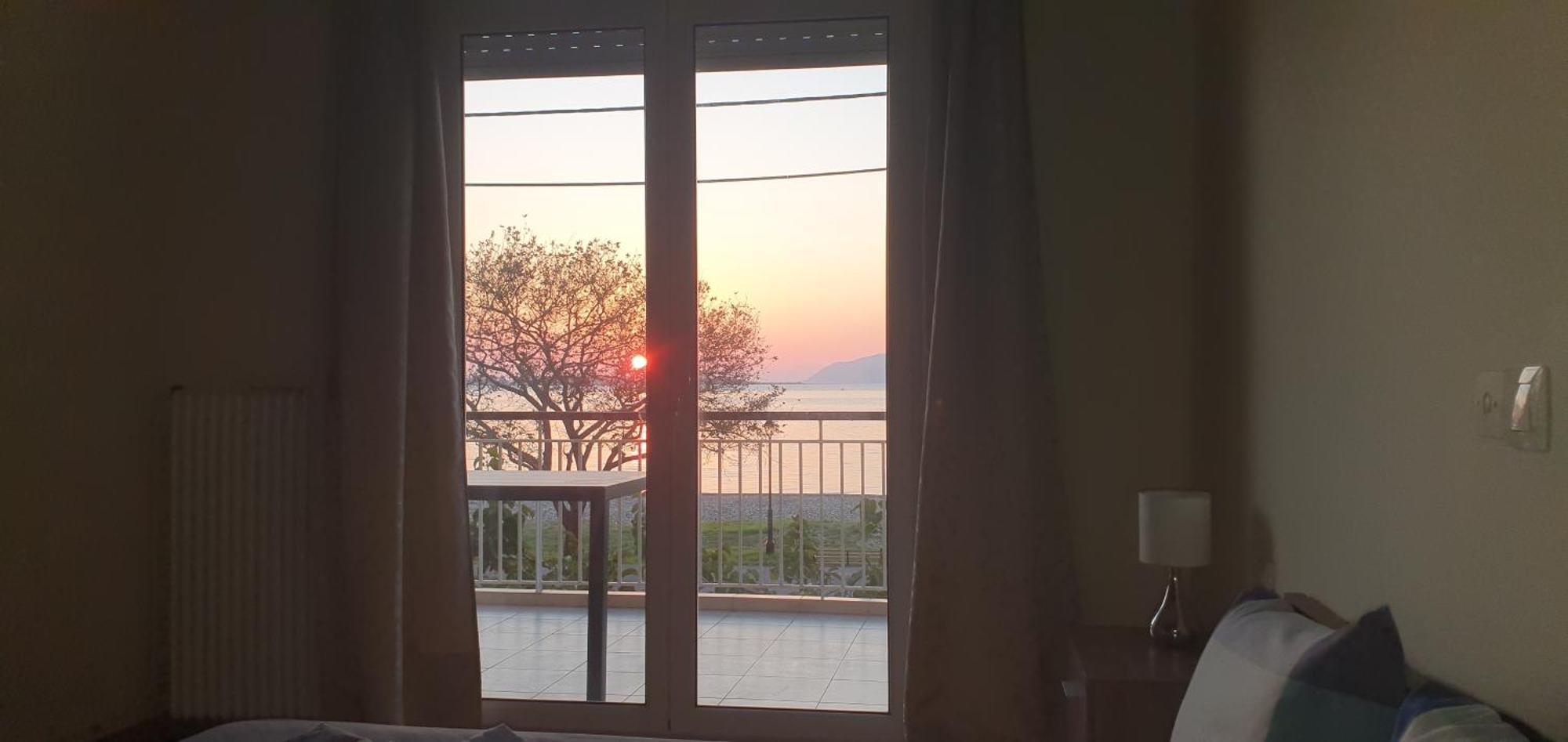Nafpaktos Beach House Exteriér fotografie