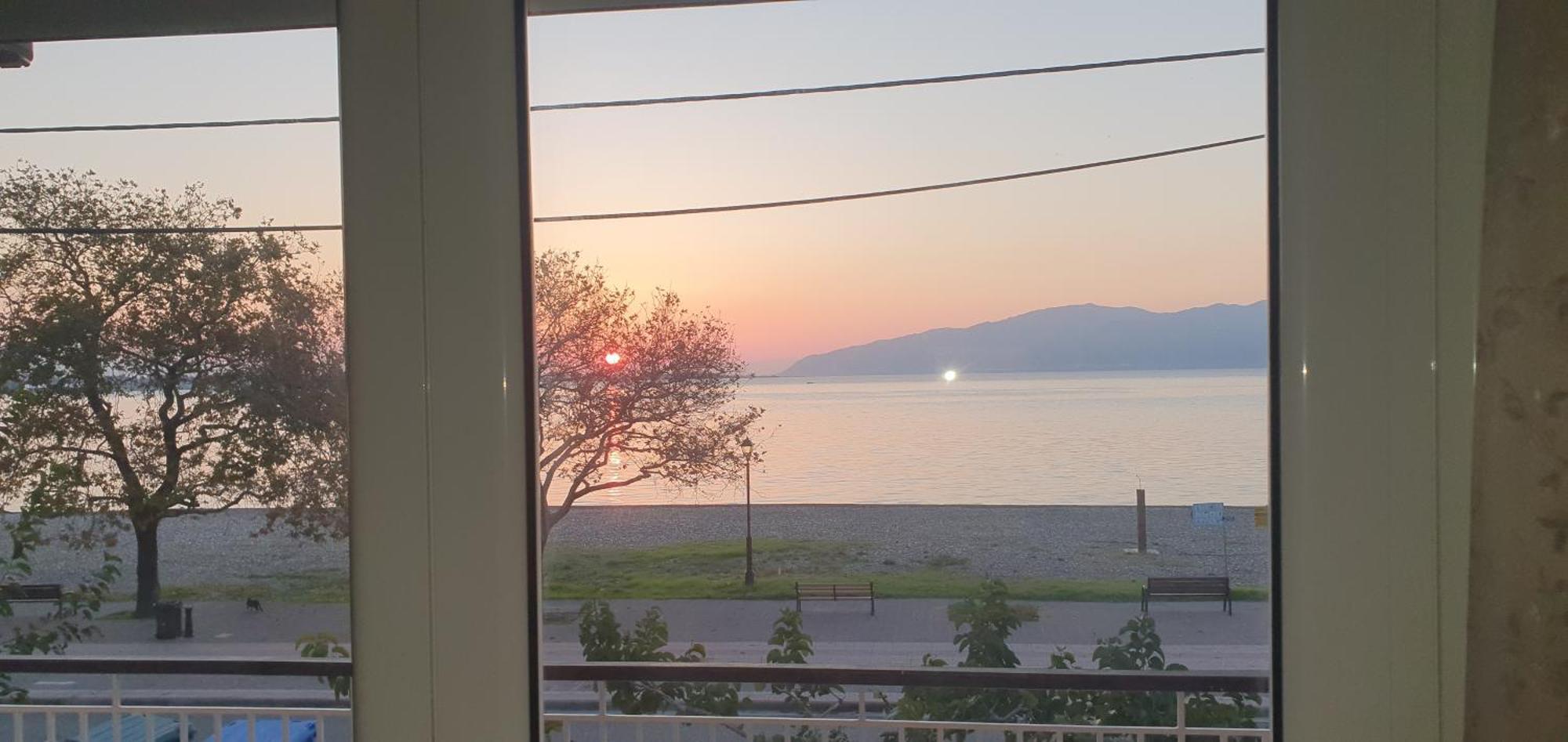 Nafpaktos Beach House Exteriér fotografie